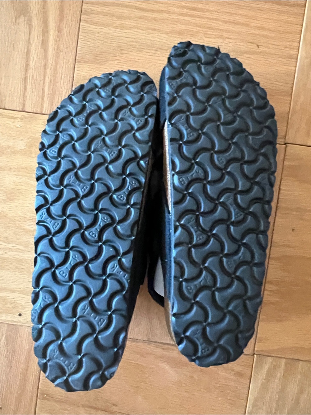 Birkenstock Tulum Soft Footbed Sandals in Black - Picture 6 of 8